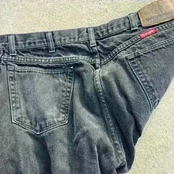 Vintage black wrangler 34x30 jeans - Picture 5 of 5